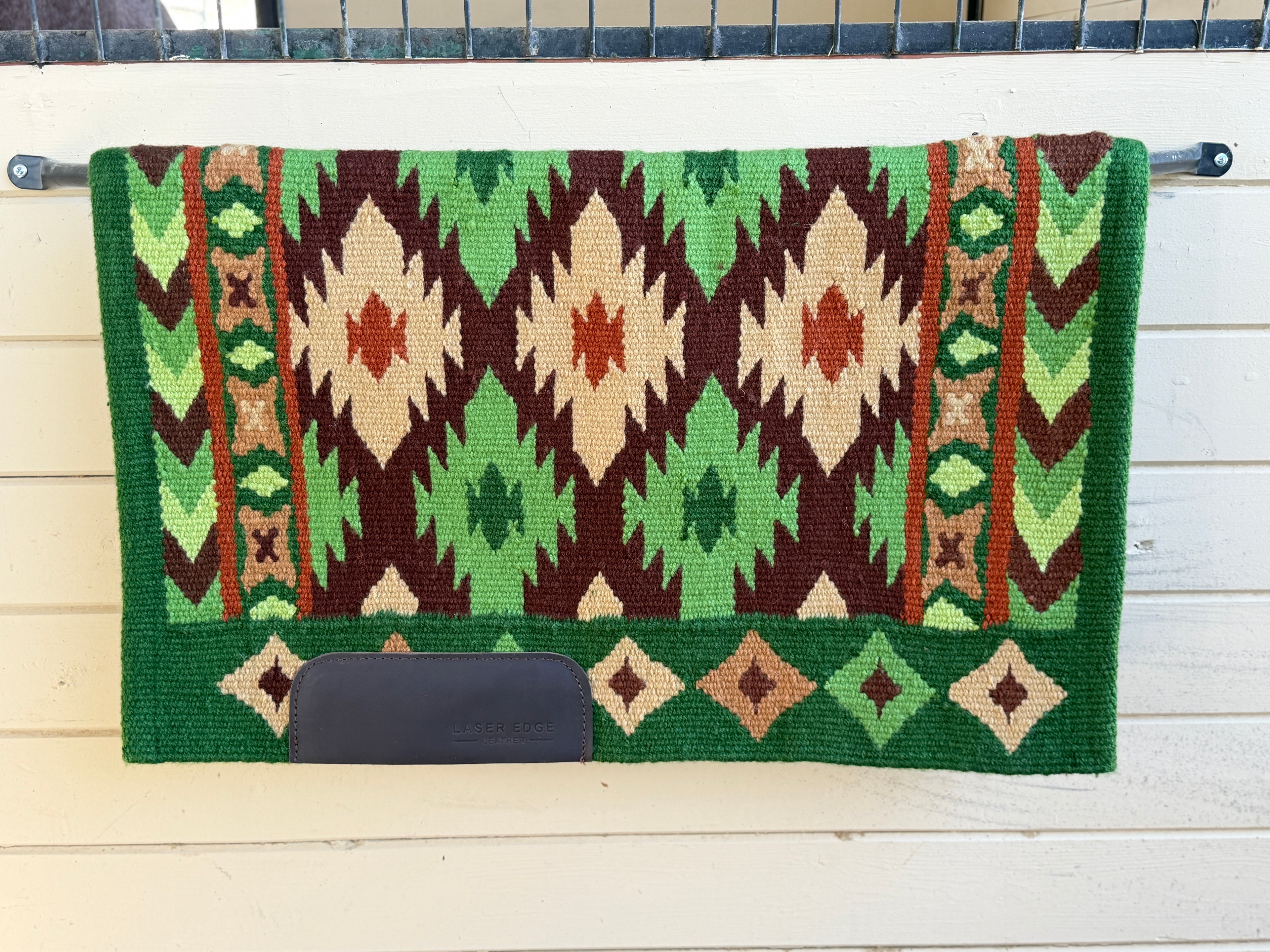 Cheyenne G Shortie Ranch Pad 29x38”