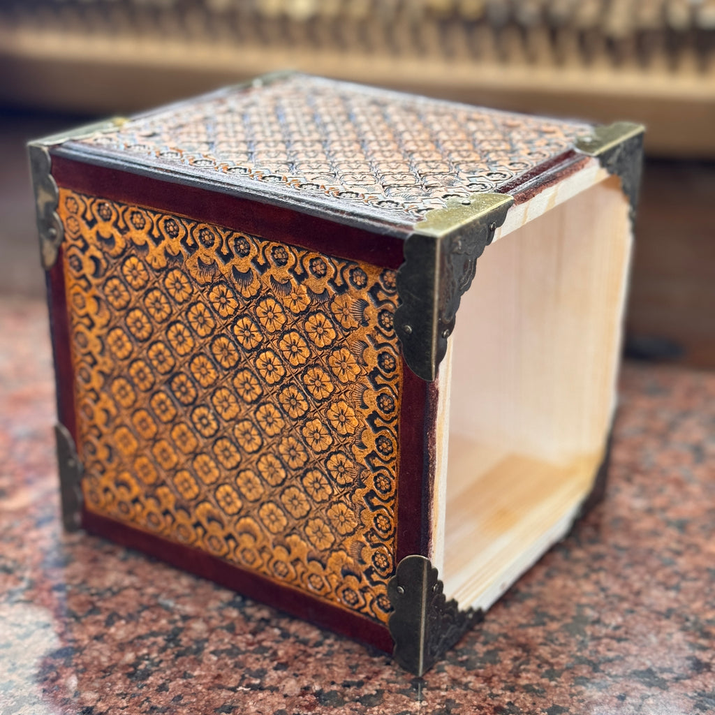 Floral Tissue Box Cover